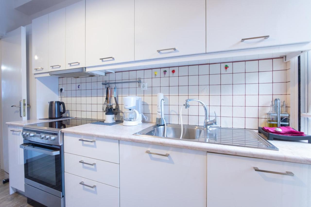 Apartment With Parking Near Medical Center Athene Buitenkant foto